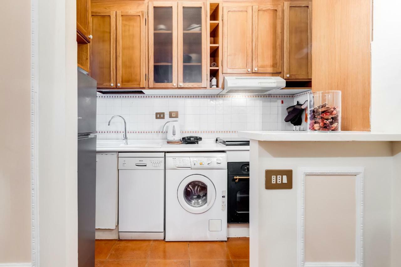 Elegant Apartment Рим Экстерьер фото